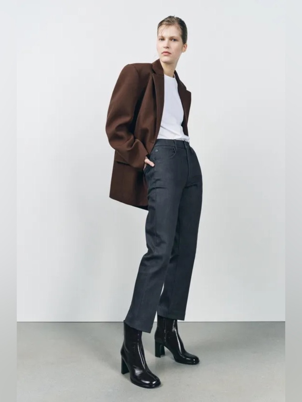 ✨SALE✨ Zara high rise jeans ✨SALE✨